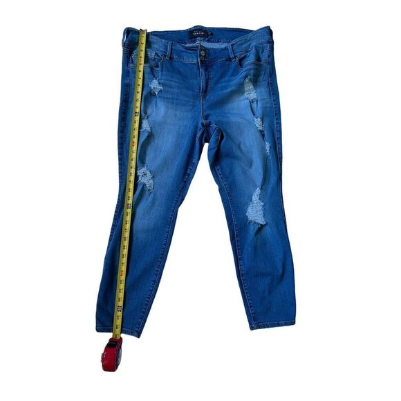 Torrid Premium Stretch Distressed High Rise Jeans Blue Size 24R - Picture 4 of 8